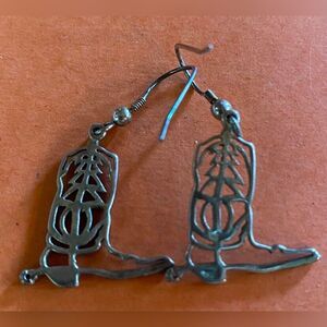 Women’s Earrings Silvertone Cowboy Boots Dangling Coastal Cowgirl 1"
